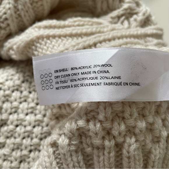 En Saison Natural Beige V-Neck Cable-Knit Sleeveless Sweater Vest EUC Size Small - Picture 11 of 12